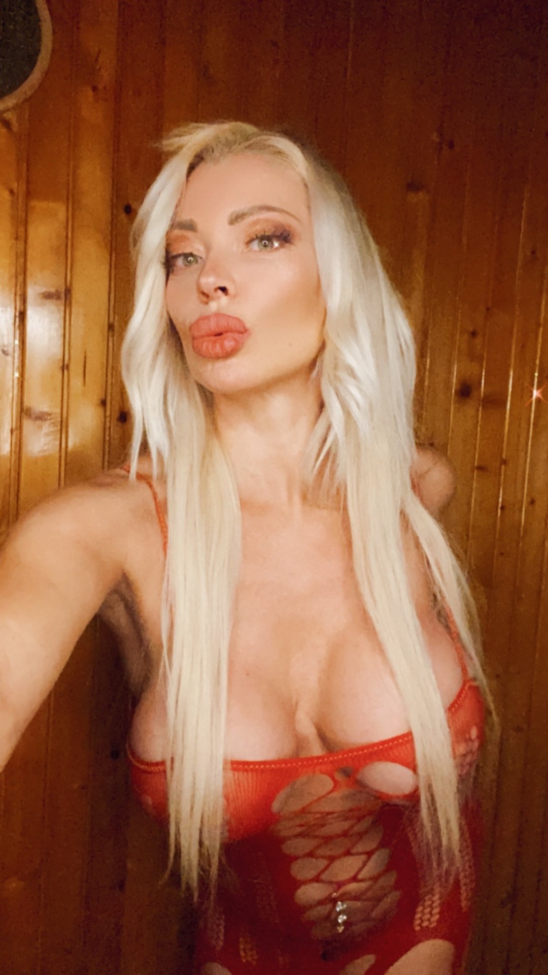 CreamDolcie from Lancashire,United Kingdom