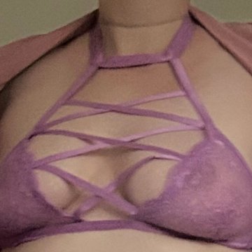 Mitsy from Essex,United Kingdom