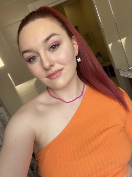 WIldDaphne from Hampshire,United Kingdom